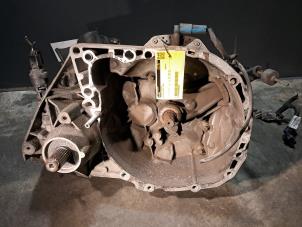 Gebruikte Versnellingsbak Dacia Sandero I (BS) 1.4 Prijs € 423,50 Inclusief btw aangeboden door De Jonghe Recuparts