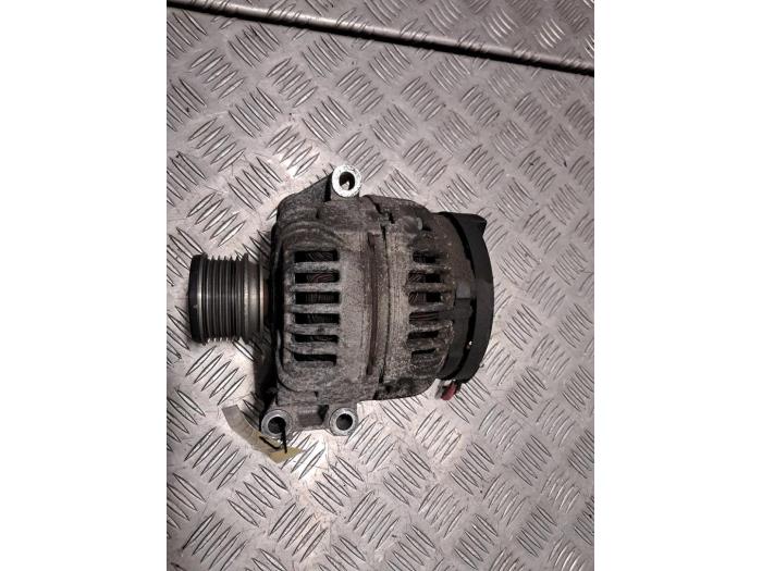 Gebruikte Dynamo Dacia Sandero I (BS) 1.4 Prijs € 108,90 Inclusief btw aangeboden door De Jonghe Recuparts