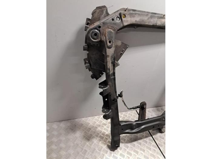 Subframe van een Dacia Sandero I (BS) 1.4 2009