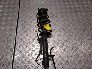 Gebruikte Voorpoot links Ford Fusion 1.4 16V Prijs € 78,65 Inclusief btw aangeboden door De Jonghe Recuparts