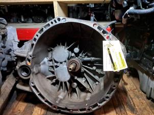 Gebruikte Automaatbak Opel Vivaro 2.0 CDTI Prijs € 302,50 Inclusief btw aangeboden door De Jonghe Recuparts