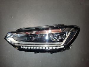 Gebruikte Linker Koplamp Volkswagen Touran Prijs € 659,99 Inclusief btw aangeboden door De Jonghe Recuparts