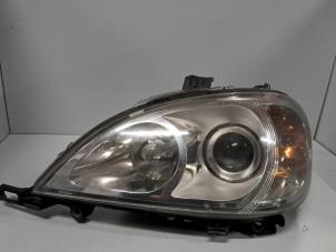 Gebruikte Koplamp links Mercedes ML I (163) 2.7 270 CDI 20V Prijs € 120,00 Inclusief btw aangeboden door De Jonghe Recuparts