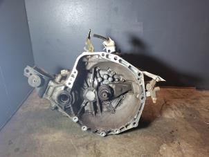 Gebruikte Versnellingsbak Toyota Yaris (P1) 1.0 16V VVT-i Prijs € 363,00 Inclusief btw aangeboden door De Jonghe Recuparts