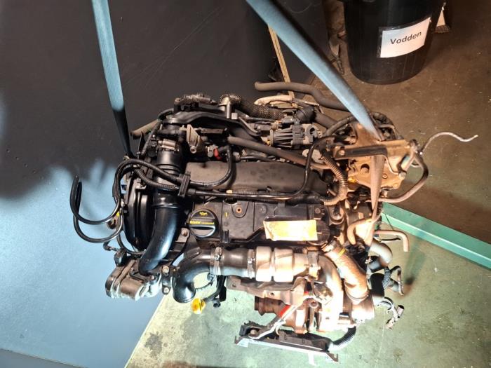 Motor van een Fiat Punto II (188)  2007