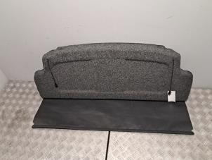 Gebruikte Hoedenplank Nissan Note (E11) 1.4 16V LPG Prijs € 90,75 Inclusief btw aangeboden door De Jonghe Recuparts