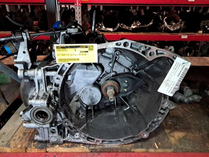 Gebruikte Versnellingsbak Citroen DS5 (KD/KF) 2.0 HDiF 160 16V Prijs € 484,00 Inclusief btw aangeboden door De Jonghe Recuparts