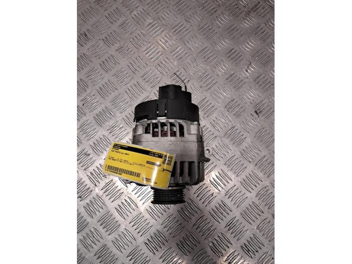 Gebruikte Dynamo Fiat Punto II (188) Prijs € 60,50 Inclusief btw aangeboden door De Jonghe Recuparts
