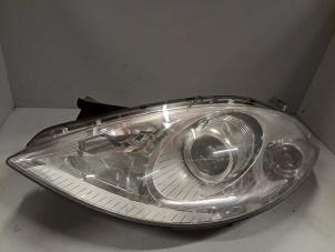 Gebruikte Linker Koplamp Mercedes A (W169) 1.5 A-150 3-Drs. Prijs € 60,50 Inclusief btw aangeboden door De Jonghe Recuparts