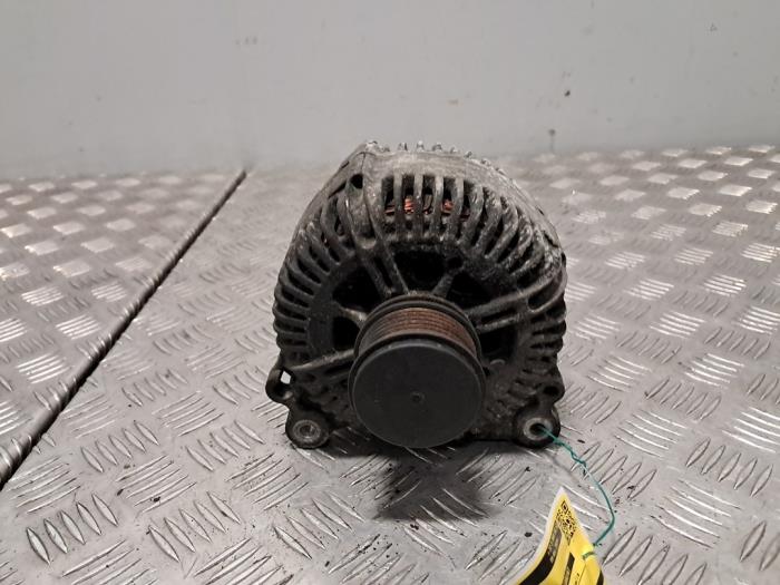Gebruikte Alternator Audi A6 (C6) Prijs € 90,75 Inclusief btw aangeboden door De Jonghe Recuparts