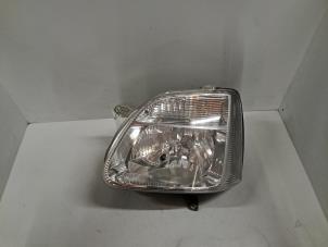 Gebruikte Koplamp links Opel Agila (A) 1.0 12V Prijs € 42,35 Inclusief btw aangeboden door De Jonghe Recuparts