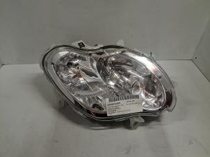 Gebruikte Rechter Koplamp Smart Fortwo Coupé (450.3) 0.7 Brabus Prijs € 48,40 Inclusief btw aangeboden door De Jonghe Recuparts