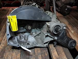 Gebruikte Versnellingsbak Renault Twingo (C06) 1.2 16V Prijs € 242,00 Inclusief btw aangeboden door De Jonghe Recuparts