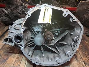 Gebruikte Versnellingsbak Renault Koleos I 2.0 dCi 16V Prijs € 544,50 Inclusief btw aangeboden door De Jonghe Recuparts