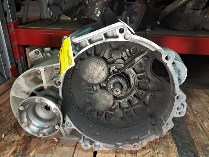 Gebruikte Versnellingsbak Volkswagen Touran (5T1) 2.0 TDI 150 Prijs € 907,50 Inclusief btw aangeboden door De Jonghe Recuparts