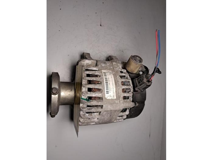 Gebruikte Dynamo Ford Focus C-Max 1.8 TDCi 16V Prijs € 90,75 Inclusief btw aangeboden door De Jonghe Recuparts