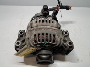 Gebruikte Dynamo Opel Zafira (M75) 2.2 16V Direct Ecotec Prijs € 60,50 Inclusief btw aangeboden door De Jonghe Recuparts