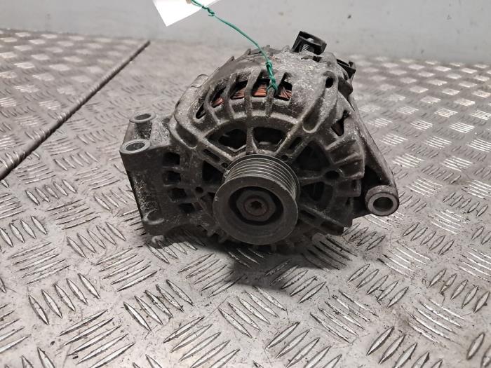 Dynamo van een Ford Fiesta 6 (JA8) 1.25 16V 2011