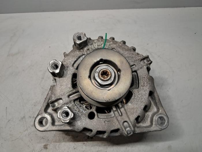 Dynamo van een Fiat 500 (312) 1.0 Hybrid 2022