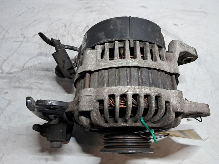 Gebruikte Dynamo Kia Rio II (DE) 1.4 16V Prijs € 48,40 Inclusief btw aangeboden door De Jonghe Recuparts