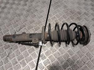 Gebruikte Mac Phersonpoot rechts-voor Citroen C3 (FC/FL/FT) 1.1 Bivalent Prijs € 72,60 Inclusief btw aangeboden door De Jonghe Recuparts