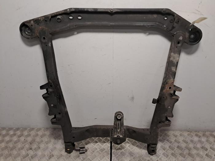 Gebruikte Subframe Dacia Sandero I (BS) 1.6 Prijs € 181,50 Inclusief btw aangeboden door De Jonghe Recuparts