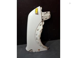 Gebruikte Spatbord rechts-voor Ford Tourneo Connect I Prijs € 60,50 Inclusief btw aangeboden door De Jonghe Recuparts