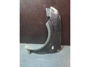 Gebruikte Voorscherm links Ford Fusion Prijs € 48,40 Inclusief btw aangeboden door De Jonghe Recuparts