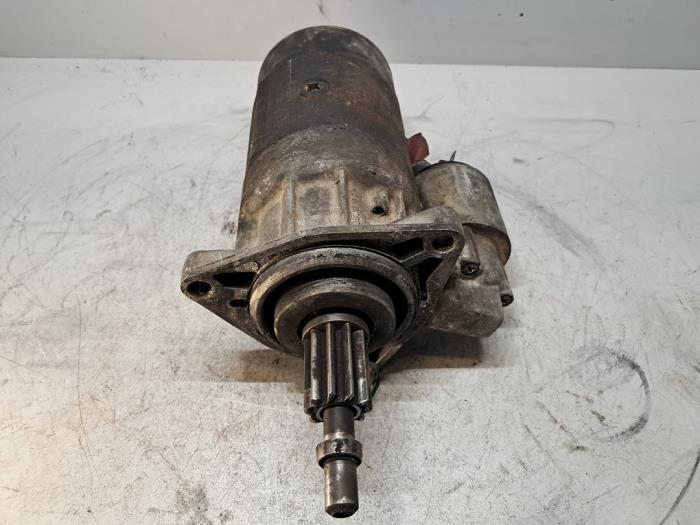 Gebruikte Startmotor Volkswagen Transporter/Caravelle T4 2.4 D Prijs € 90,75 Inclusief btw aangeboden door De Jonghe Recuparts