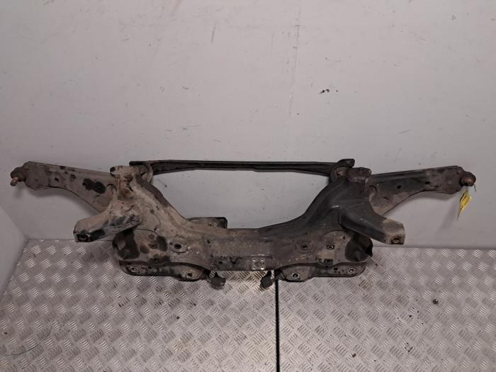 Gebruikte Subframe Opel Corsa D 1.3 CDTi 16V ecoFLEX Prijs € 151,25 Inclusief btw aangeboden door De Jonghe Recuparts
