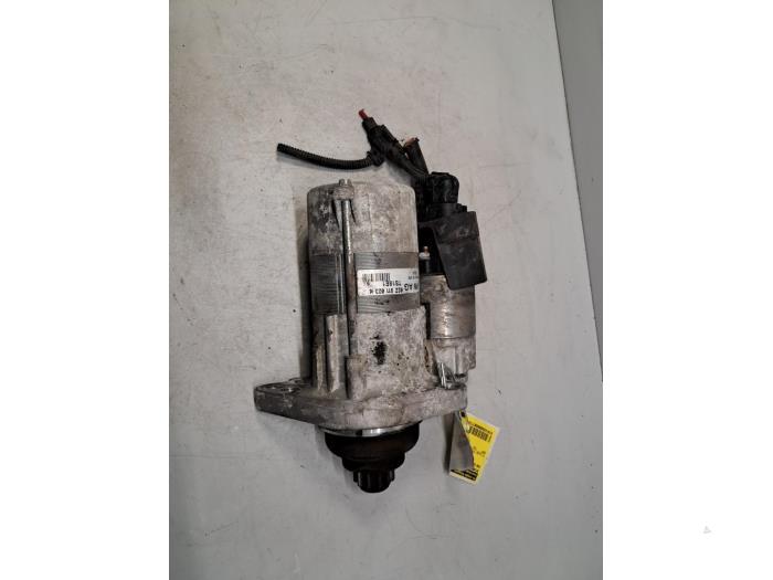 Gebruikte Startmotor Volkswagen Golf V (1K1) 1.9 TDI Prijs € 72,60 Inclusief btw aangeboden door De Jonghe Recuparts