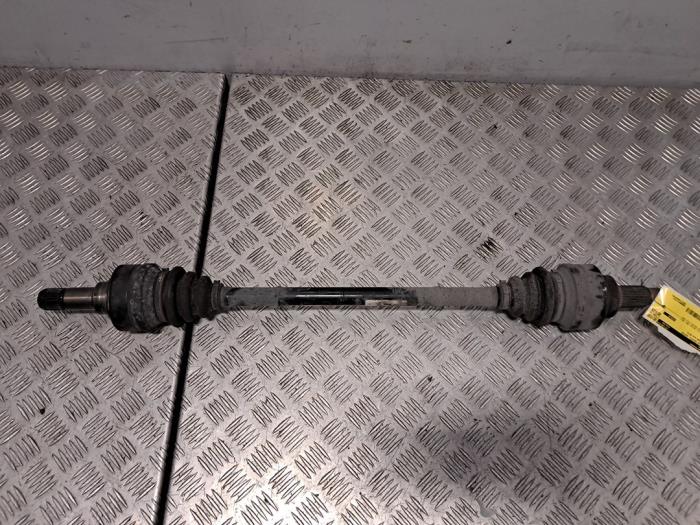 Gebruikte Steekas rechts-achter BMW 1 serie (F20) 118d 2.0 16V Prijs € 90,75 Inclusief btw aangeboden door De Jonghe Recuparts