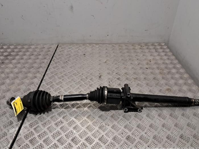 Gebruikte Steekas rechts-voor Alfa Romeo 159 (939AX) 1.9 JTDm 16V Prijs € 108,90 Inclusief btw aangeboden door De Jonghe Recuparts