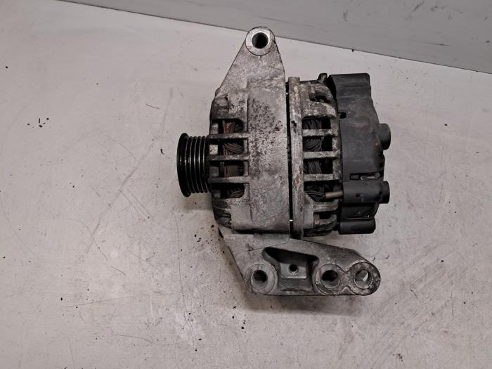Gebruikte Dynamo Ford Ka I 1.3i Prijs € 60,50 Inclusief btw aangeboden door De Jonghe Recuparts
