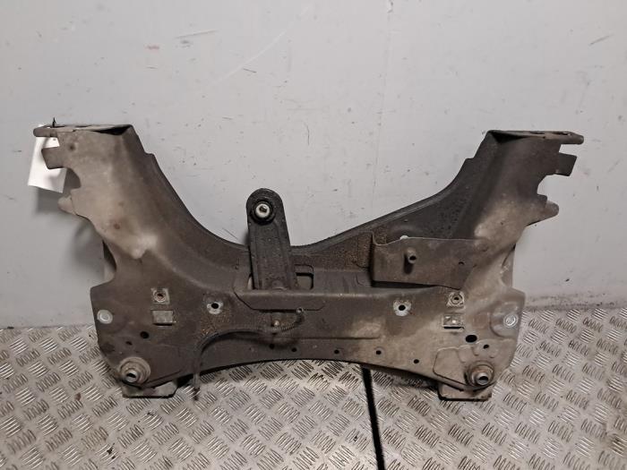 Gebruikte Subframe Renault Megane II (BM/CM) 1.6 16V Prijs € 121,00 Inclusief btw aangeboden door De Jonghe Recuparts