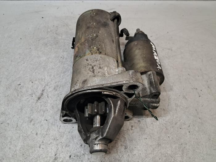 Gebruikte Startmotor Mazda 626 (GF14) 2.0i 16V HiPower Prijs € 36,30 Inclusief btw aangeboden door De Jonghe Recuparts