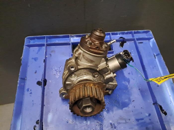 Gebruikte Hogedrukpomp Peugeot Partner (GC/GF/GG/GJ/GK) 1.6 BlueHDI 75 Prijs € 242,00 Inclusief btw aangeboden door De Jonghe Recuparts