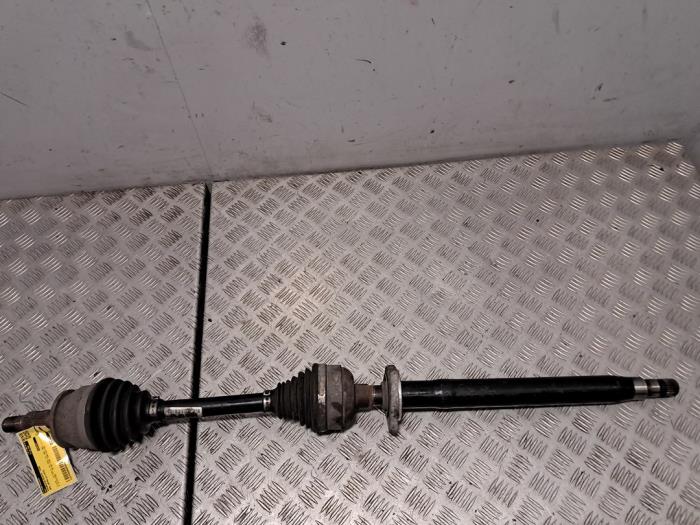 Gebruikte Steekas rechts-voor Opel Astra J Sports Tourer (PD8/PE8/PF8) 1.6 CDTI 16V Prijs € 90,75 Inclusief btw aangeboden door De Jonghe Recuparts