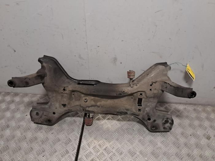 Gebruikte Subframe Skoda Fabia II Combi 1.2i 12V Prijs € 121,00 Inclusief btw aangeboden door De Jonghe Recuparts