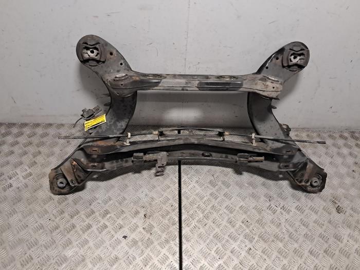 Gebruikte Subframe Mercedes E (C207) E-250 CDI,BlueTEC,d 16V Prijs € 242,00 Inclusief btw aangeboden door De Jonghe Recuparts