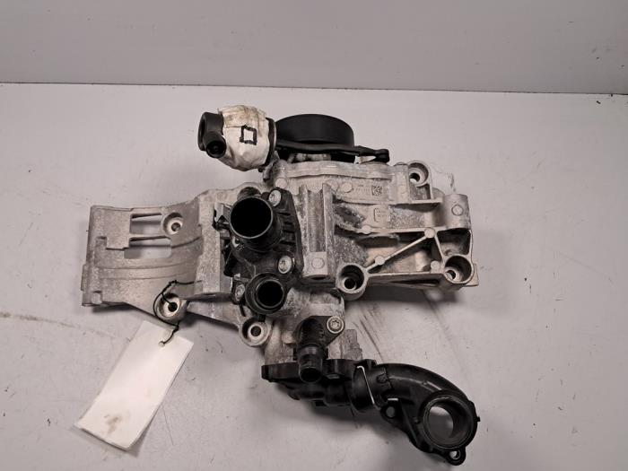 Gebruikte Waterpomp BMW X1 (F48) sDrive 18d 2.0 16V Prijs € 181,50 Inclusief btw aangeboden door De Jonghe Recuparts