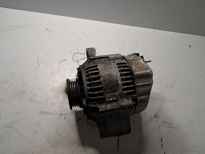Gebruikte Dynamo Suzuki Swift (ZA/ZC/ZD1/2/3/9) 1.3 VVT 16V 4x4 Prijs € 36,30 Inclusief btw aangeboden door De Jonghe Recuparts