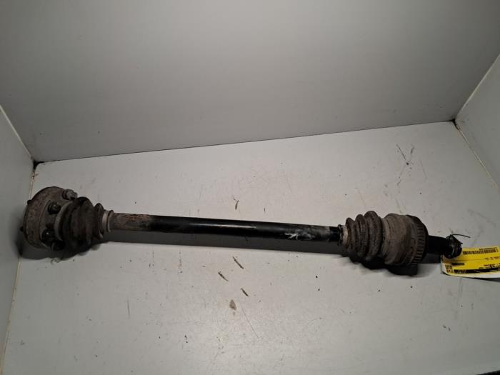 Gebruikte Steekas rechts-voor BMW 1 serie (E81) 118i 16V Prijs € 72,60 Inclusief btw aangeboden door De Jonghe Recuparts