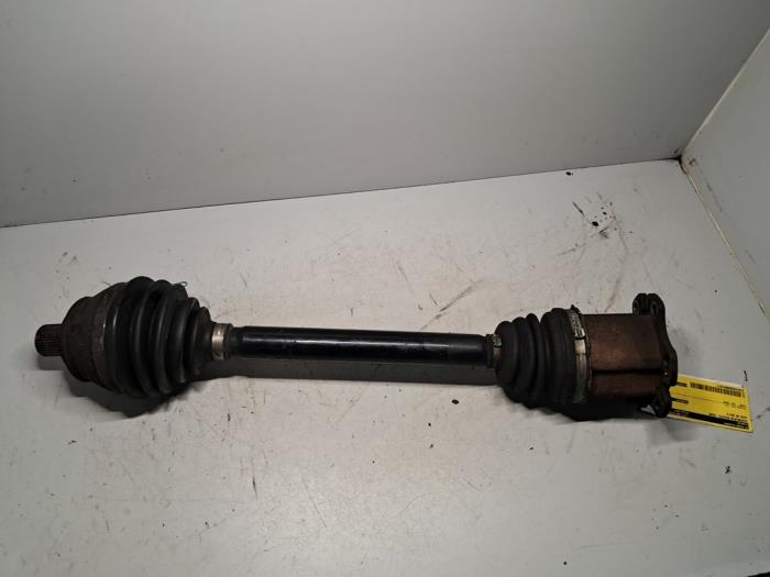 Gebruikte Aandrijfas rechts-voor Audi A6 (C6) 2.0 TDI 16V Prijs € 96,80 Inclusief btw aangeboden door De Jonghe Recuparts