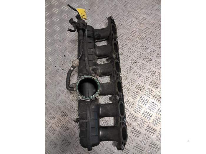 Gebruikte Inlaatspruitstuk Volvo S80 (AR/AS) 3.0 T6 24V AWD Prijs € 151,25 Inclusief btw aangeboden door De Jonghe Recuparts