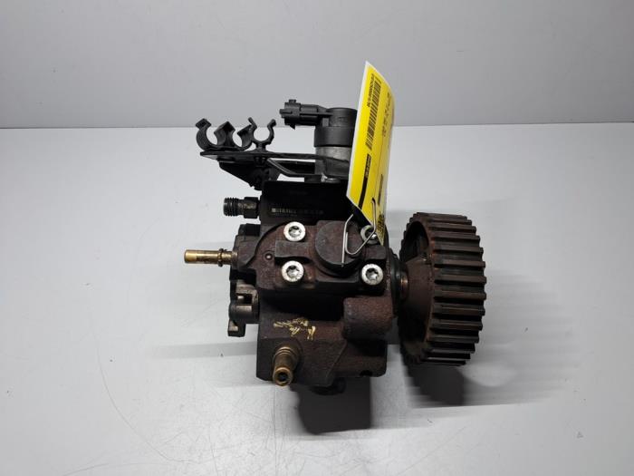 Gebruikte Hogedrukpomp Peugeot Partner 1.6 HDI 16V Prijs € 151,25 Inclusief btw aangeboden door De Jonghe Recuparts
