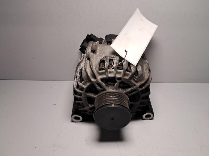 Gebruikte Dynamo Citroen C4 Picasso (3D/3E) 1.2 12V PureTech 130 Prijs € 72,60 Inclusief btw aangeboden door De Jonghe Recuparts
