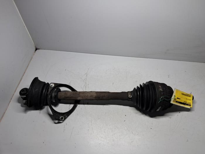 Gebruikte Steekas links-voor Renault Master II (ED/HD/UD) 2.5 dCi 16V 115 Prijs € 60,50 Inclusief btw aangeboden door De Jonghe Recuparts