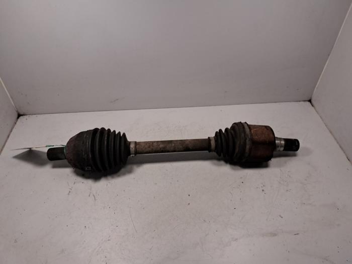 Gebruikte Aandrijfas links-voor Ford Mondeo IV 2.0 TDCi 115 16V Prijs € 90,75 Inclusief btw aangeboden door De Jonghe Recuparts