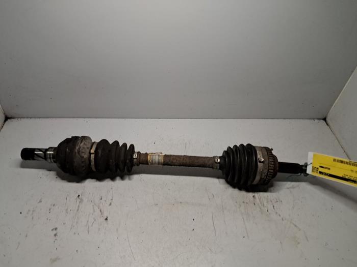 Gebruikte Steekas links-voor Chevrolet Aveo (250) 1.2 16V Prijs € 72,60 Inclusief btw aangeboden door De Jonghe Recuparts